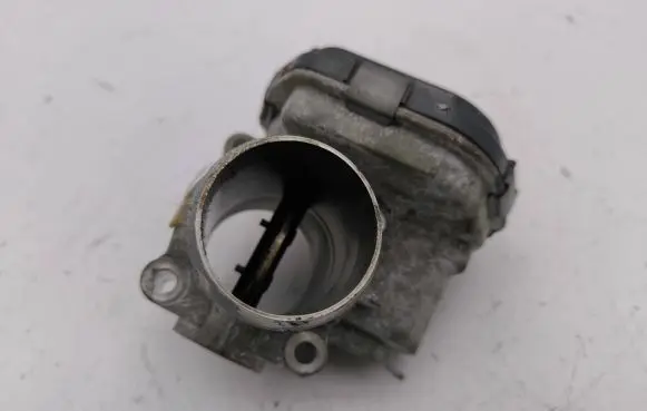 Citroen C4 II Picasso Throttle valve 9673534480 28275019