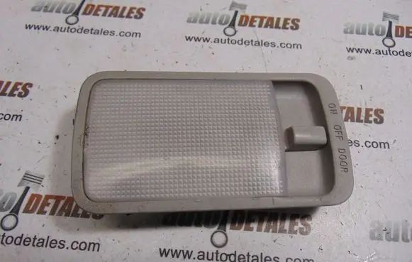 Toyota Corolla Verso AR10 Rear seat light
