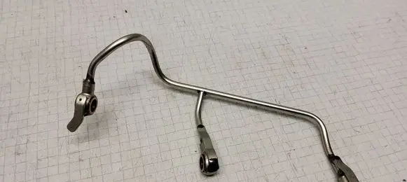 Subaru Outback Fuel line pipe
