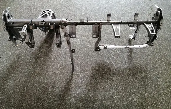 Buick Encore GX I Dashboard cross member/frame bar 