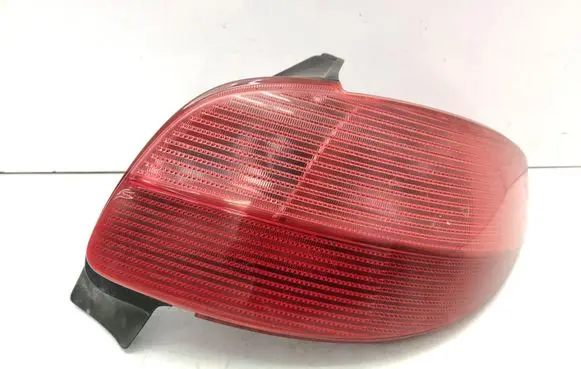 Peugeot 206 Rear/tail lights 2531D