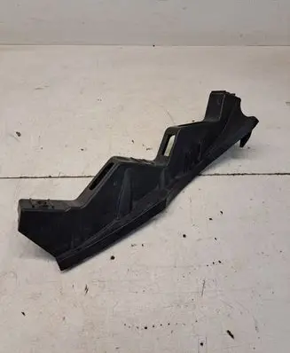 Volkswagen PASSAT B6 Front bumper mounting bracket 3C0807889 3C0807889A