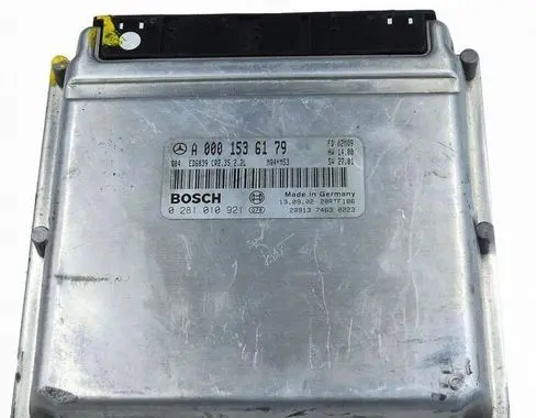 Mercedes-Benz Sprinter W901 W902 W903 W904 Engine control unit/module A0001536179
