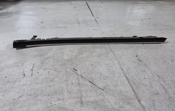 Peugeot 208 II Dashboard glove box trim 9823462080