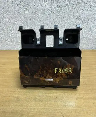 Jaguar XF X250 Cup holder 8X2354045C22 F2092