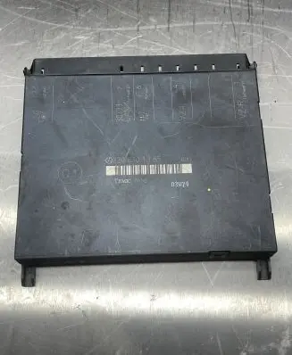 Mercedes-Benz S W220 Seat control module 2208201385 03W20 RMTC765