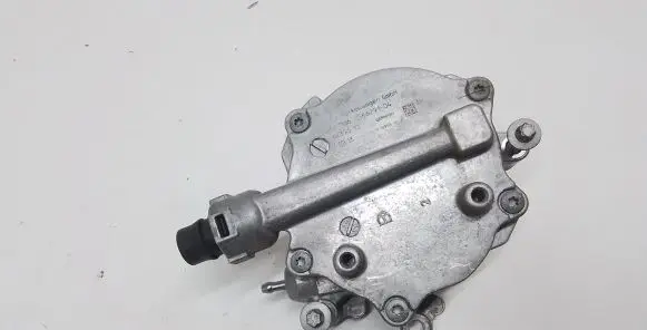 BMW 7 F01 F02 F03 F04 Vacuum pump 7566291