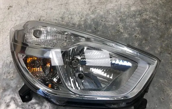Dacia Dokker Headlight/headlamp 260102414R