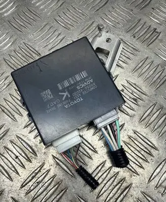 Toyota RAV 4 (XA50) Hand brake control module 8905042030 15181111410