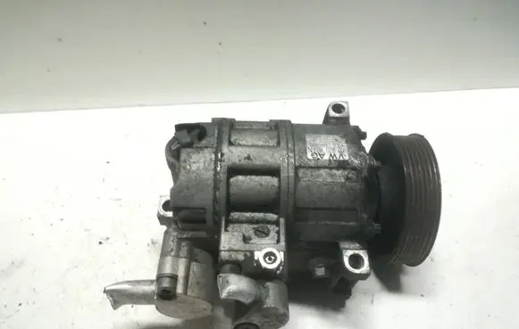 Volkswagen Golf V Air conditioning (A/C) compressor (pump) 1K0820803N 6892263259