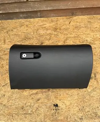 Mercedes-Benz C W205 Glove box A2056800091 00009J38 15496474