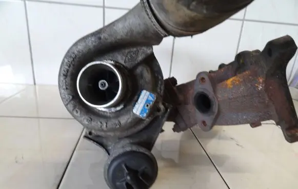 Renault Laguna I Turbo 108948H109779 833014AH5244