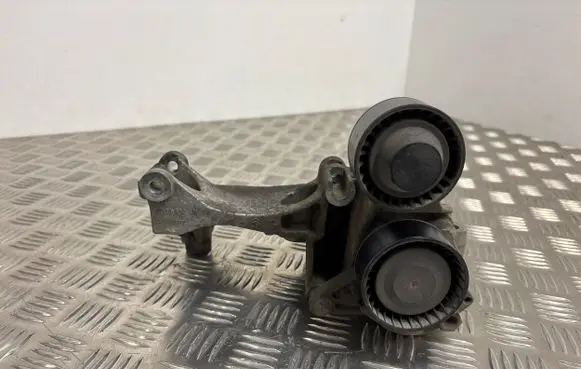 Generator/alternator bracket
