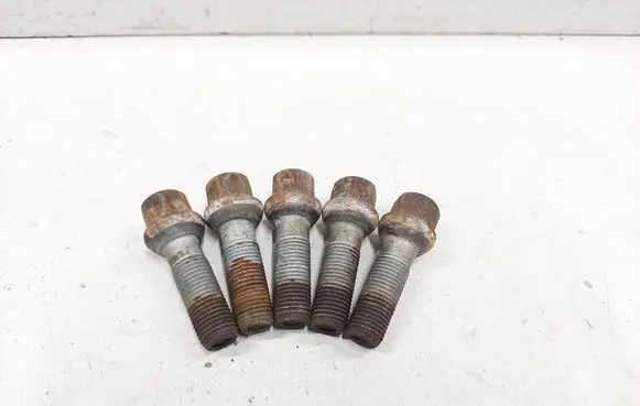Nuts/bolts