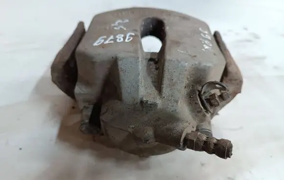 BMW 5 E39 Front brake caliper 9879