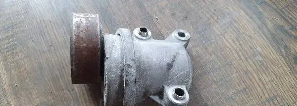 Mitsubishi Outlander Generator/alternator belt tensioner