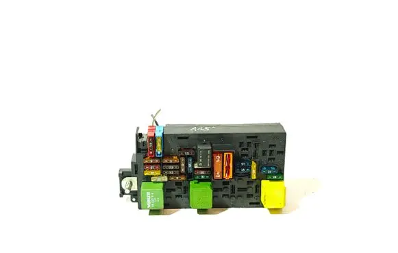 Mercedes-Benz ML W164 Fuse module A1645403472