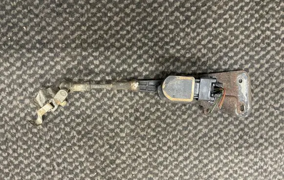 Mercedes-Benz E W212 Headlight/headlamp level sensor A0065428318