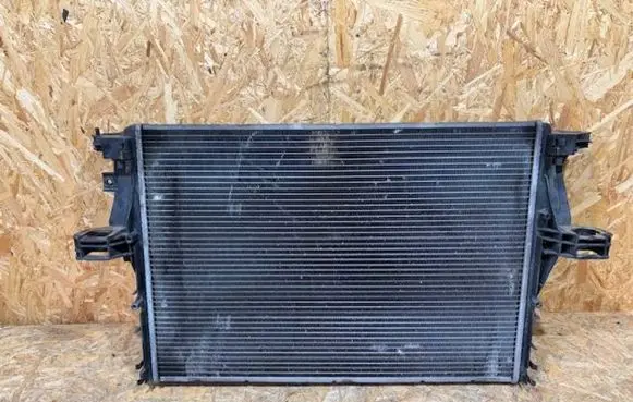 Iveco Daily 6th gen Coolant radiator 8A4760000iveco 8A4760000