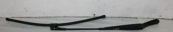 Front wiper blade arm