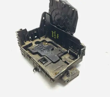 Peugeot 2008 I Battery box tray 
