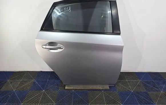 Toyota Prius (XW30) Rear door PAINTCODE1F7