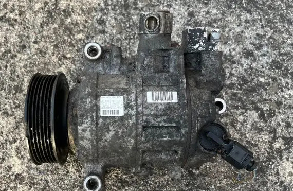 Audi A5 8T 8F Air conditioning (A/C) compressor (pump) 8K0260805L 8K0260805