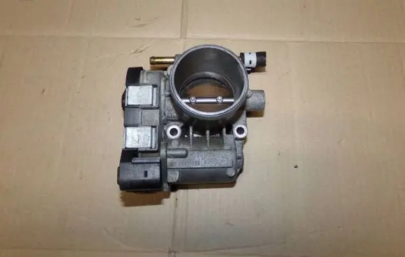 Fiat Stilo Throttle valve 55354610