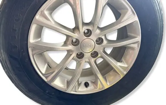 Jeep Cherokee R17 alloy rim 0053472015