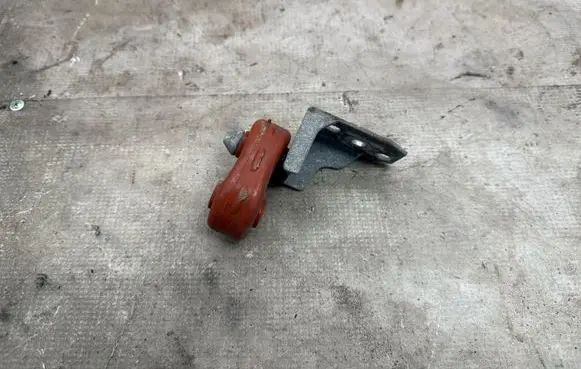 Volkswagen T-Cross Muffler mount bracket/holder 5Q0253144
