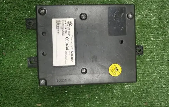 Volkswagen PASSAT B6 Bluetooth control unit module 1K8035730