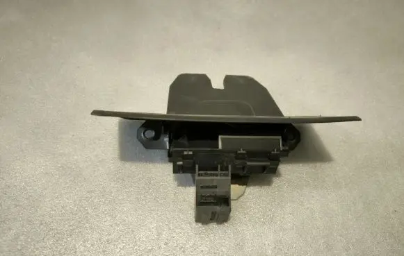 Jaguar XF X250 Tailgate/trunk/boot lock/catch/latch