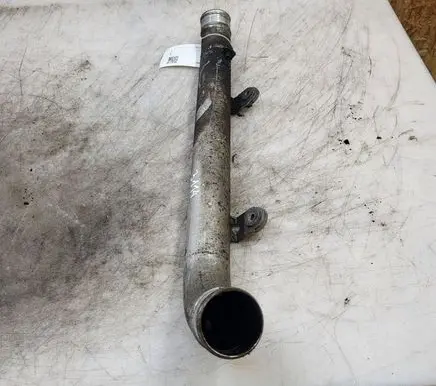 Audi Q7 4L Intercooler hose/pipe 7L6145795H