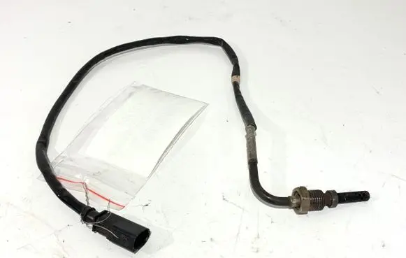 Audi A4 S4 B8 8K Exhaust gas temperature sensor 4G0906088J