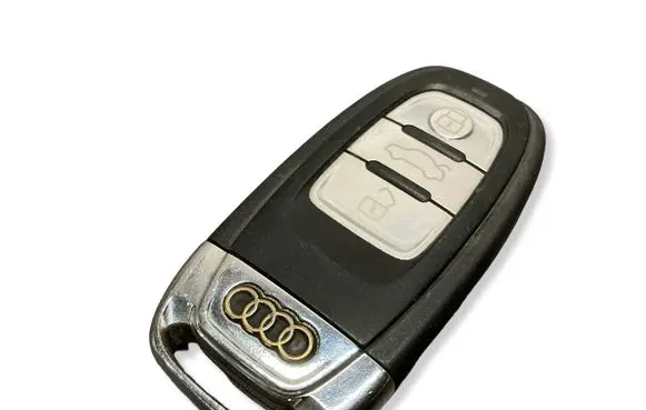 Audi A4 S4 B8 8K Ignition key/card 8K0959754H