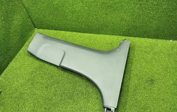 KIA Stonic (B) pillar trim (bottom) 85846H8000