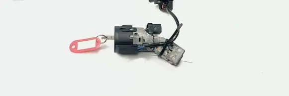Peugeot 407 Ignition lock 9663123280