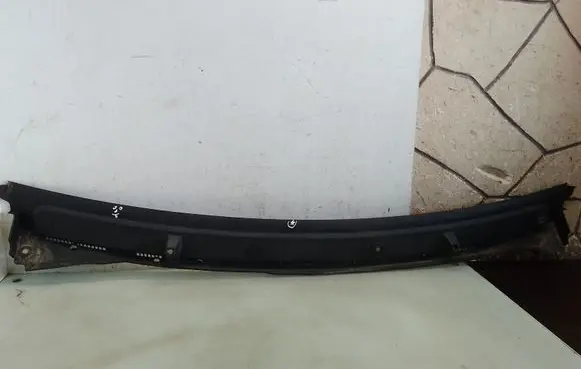 Wiper trim
