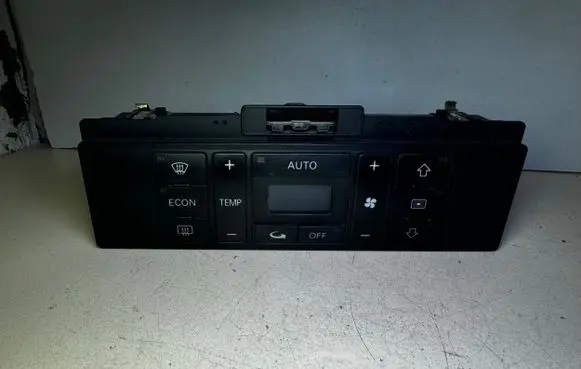 Audi A4 S4 B5 8D Climate control unit 8D0820043M 5HB00790805 5HB007908