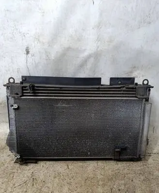 Toyota Verso Radiator set 127100-3521 422134-3081