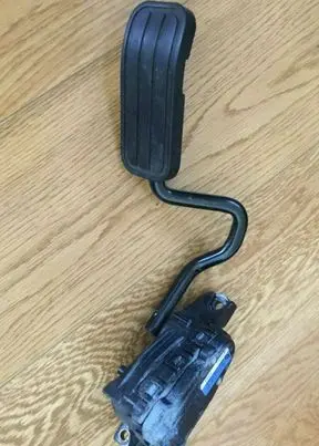 Ford Galaxy Accelerator throttle pedal 7M4723507B YM219F836HA
