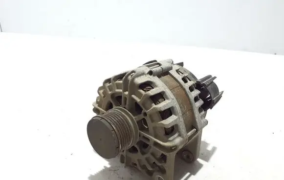 Renault Express Generator/alternator 231009392R
