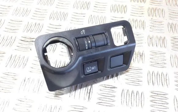 Subaru XV I Light switch