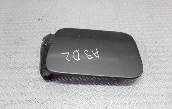 Audi A8 S8 D2 4D Fuel tank cap 4D0010133M