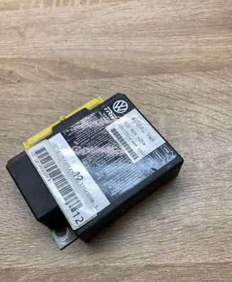 Volkswagen PASSAT B6 Airbag control unit/module 3C0909605M 391125