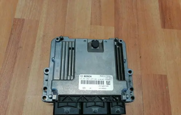 Renault Espace V (RFC) Engine control unit/module 0281032225 237106607R 237106230R