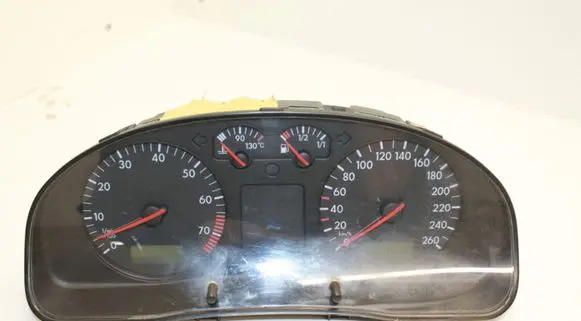 Volkswagen PASSAT B5 Speedometer (instrument cluster) 3B0919881F