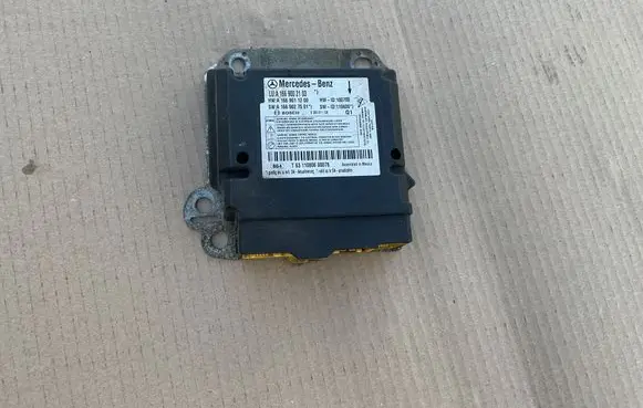 Mercedes-Benz ML W166 Airbag control unit/module A1669002103 A1669011200