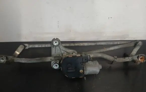 Volvo S80 Front wiper linkage and motor 30796358 896030468B