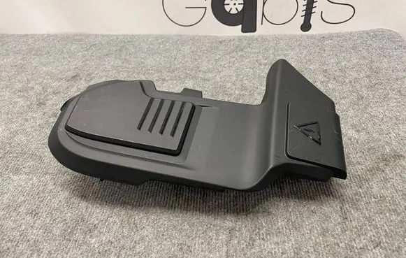 BMW X3 G01 Fuse box cover 8632554 11706110 1290
